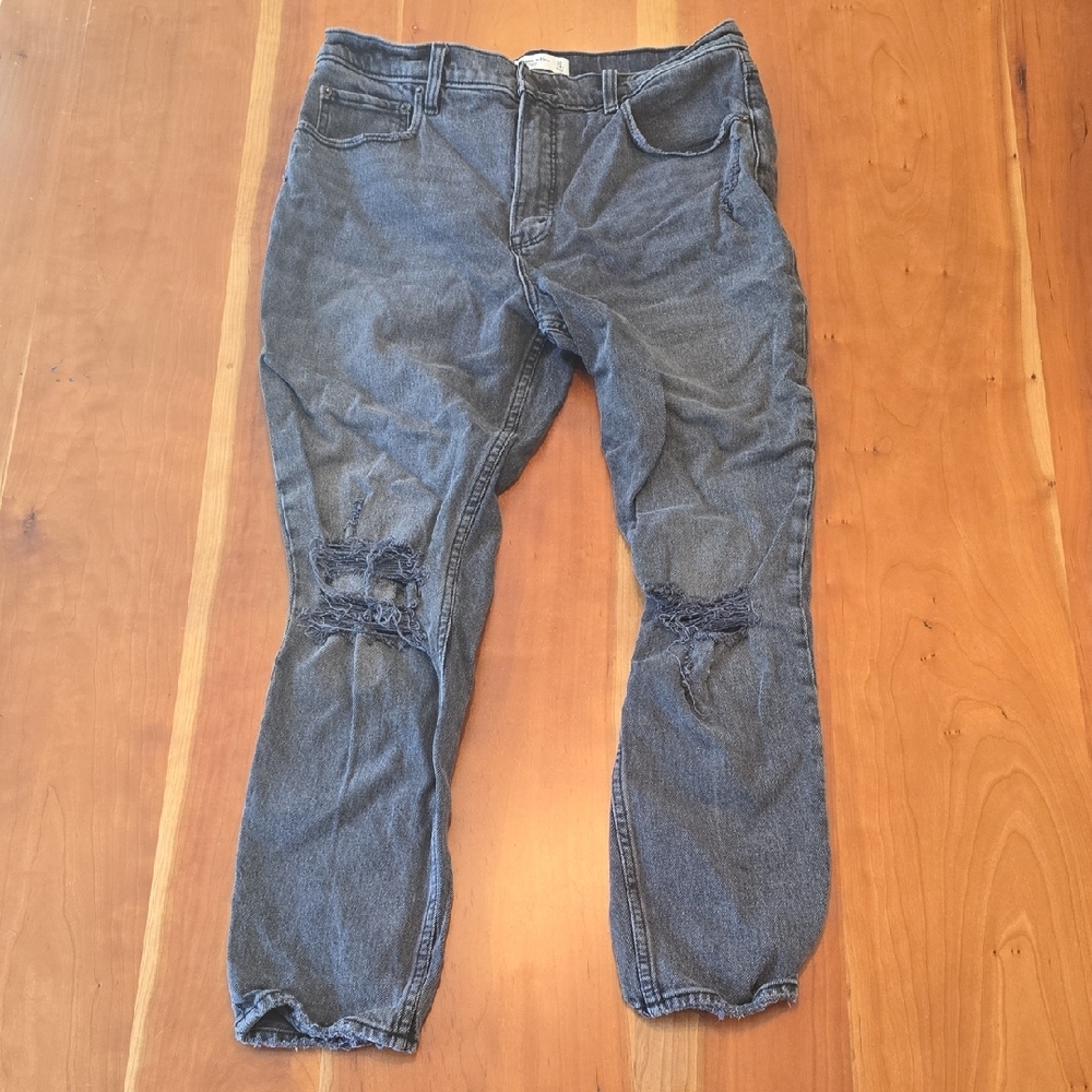 Abercrombie & Fitch Men's Relaxed Blue Jeans